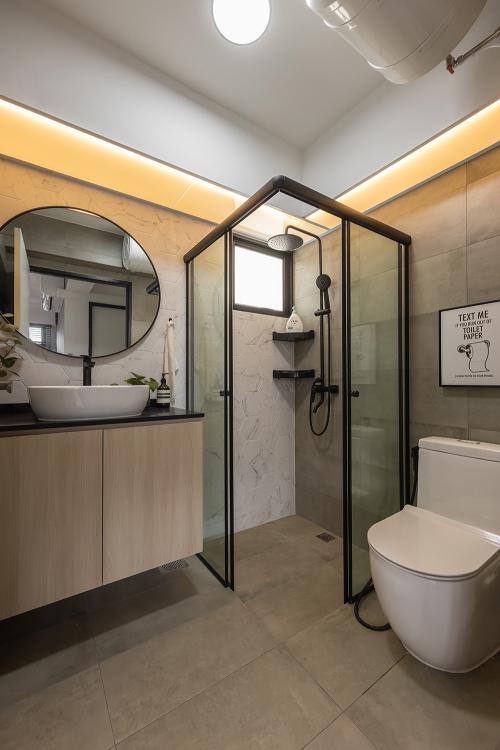 Industrial Bathroom at Fernvale Rivergrove
