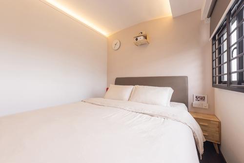 Industrial Bedroom at Fernvale Rivergrove