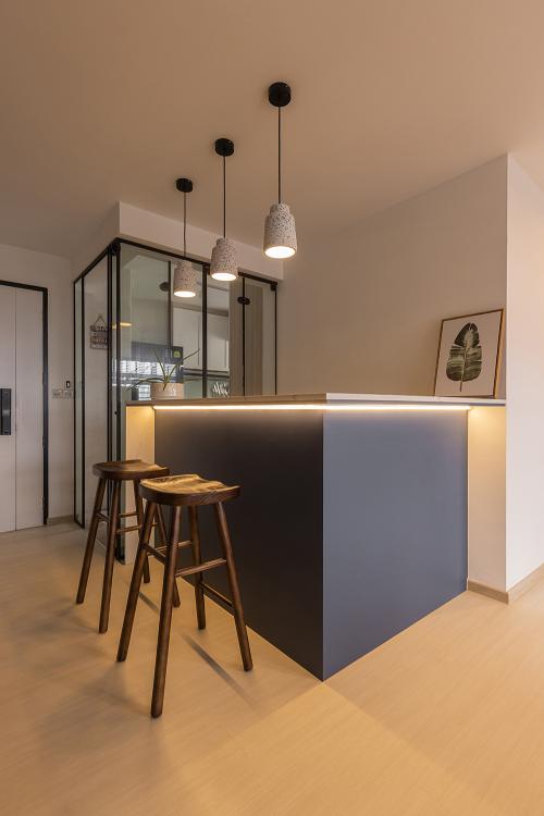 Industrial Home Bar at Fernvale Rivergrove