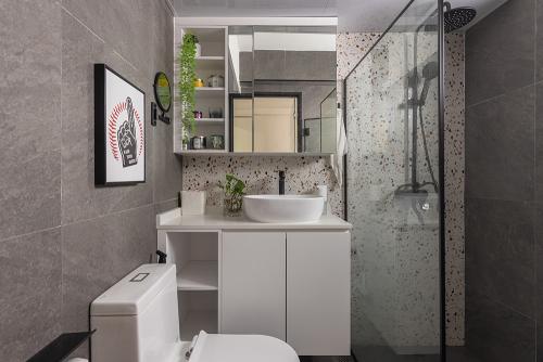Industrial Bathroom at Fernvale Rivergrove
