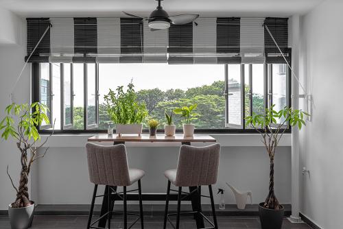 Modern Balcony at Pasir Ris