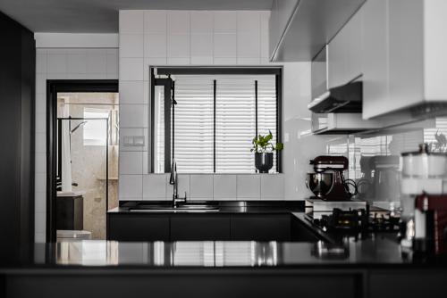 Modern Kitchen at Pasir Ris