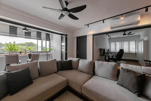 Modern Living Room at Pasir Ris