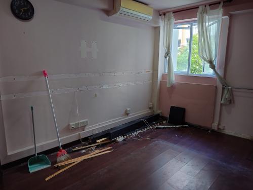 Asian Bedroom at 309 Serangoon Ave 2