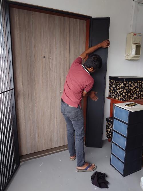 Asian Entryway at 309 Serangoon Ave 2
