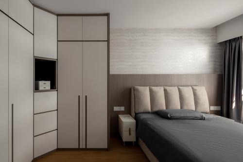 Modern Bedroom at 4-room BTO @  Canberra Link