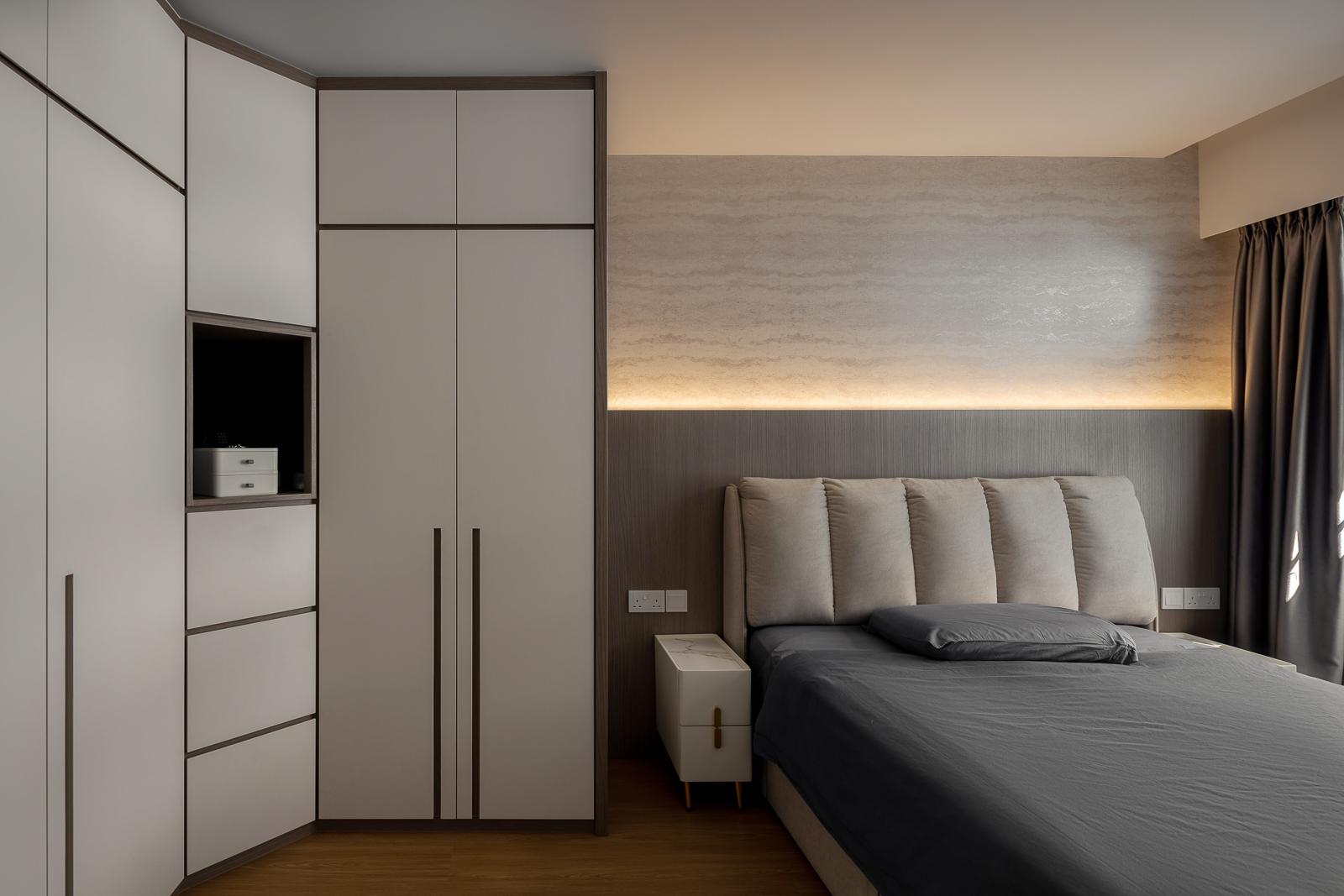 Modern Bedroom with Wood Flooring and Cove Lighting