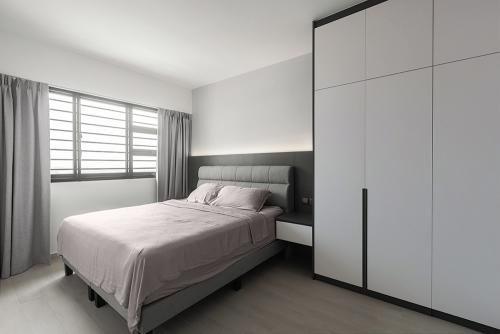 Modern Bedroom at Yishun Riverwalk