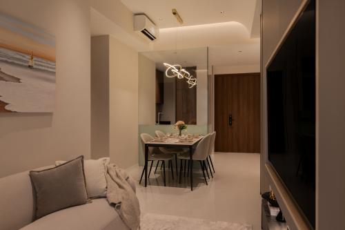Modern Living Room at Phoenix Avenue