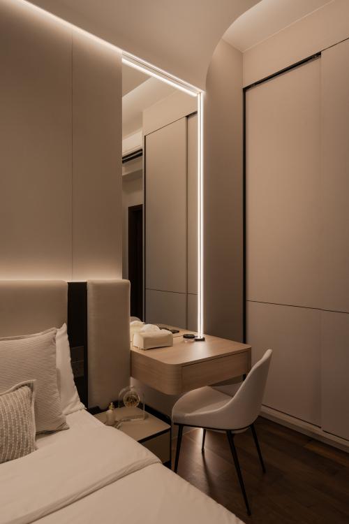 Modern Bedroom at Phoenix Avenue