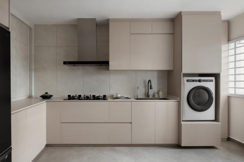 Modern Kitchen at Compassvale Haven
