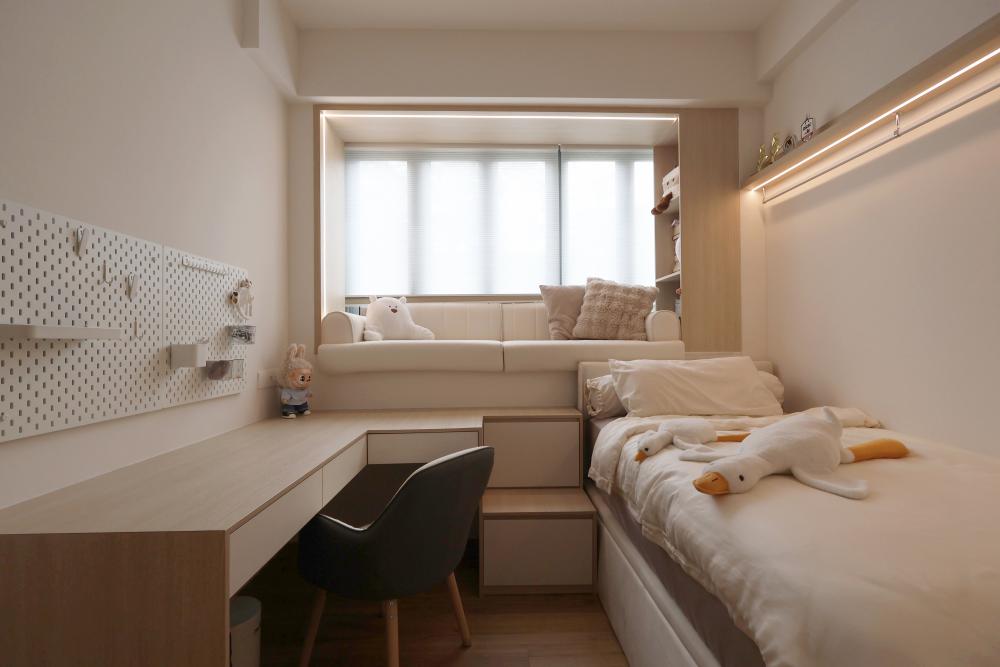 Resale 3 Bedroom Condo @ Adam Park