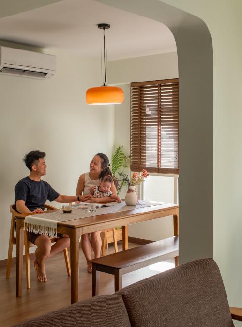 Country Dining Room at 223C MOUNT VERNON ROAD