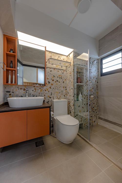 Eclectic Bathroom at Sengkang