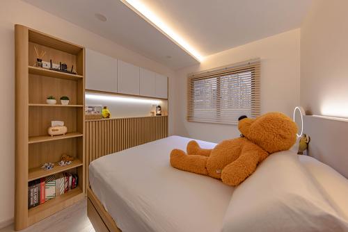 Eclectic Bedroom at Sengkang