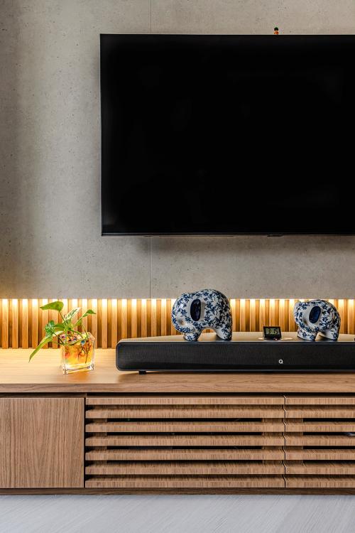 Eclectic Living Room at Sengkang