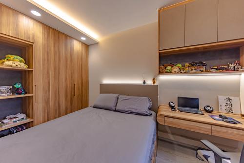 Eclectic Bedroom at Sengkang