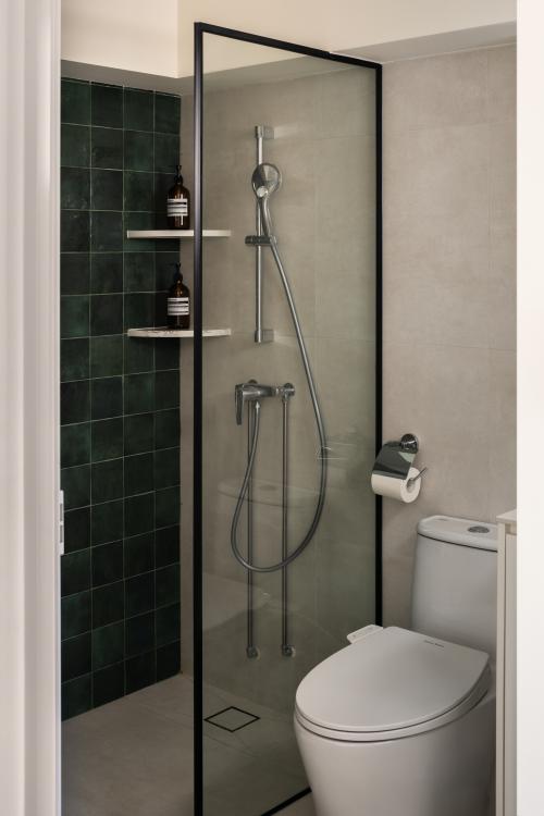 Country Bathroom at Boon Tiong Arcadia