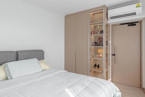 Scandinavian Bedroom at Pasir Ris