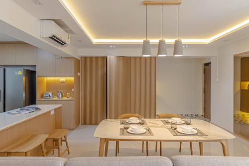 Scandinavian Dining Room at Pasir Ris
