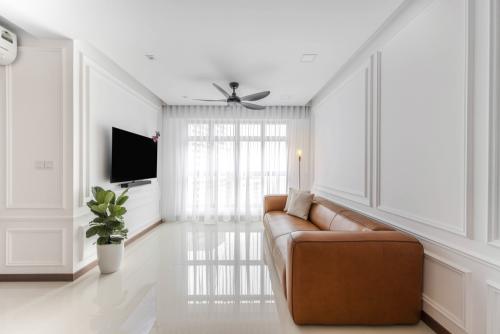 Transitional Living Room at Northshore Cove
