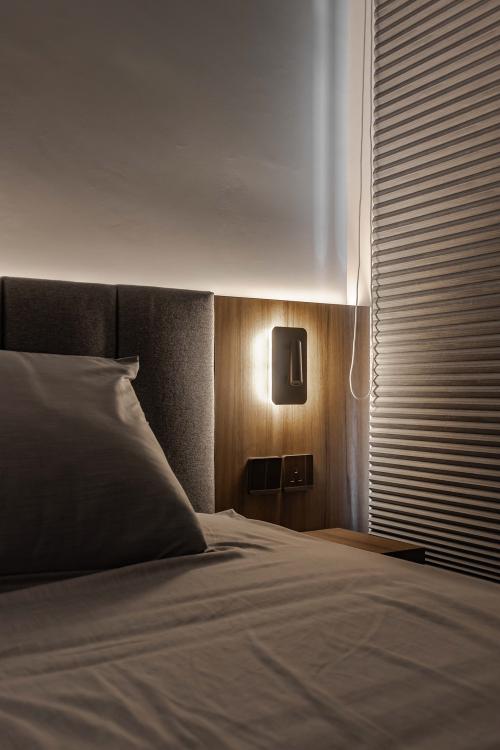 Industrial Bedroom at Woodleigh Glen