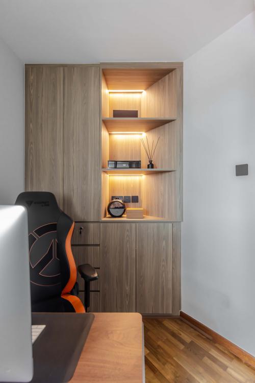 Contemporary Home Office at Bishan Point
