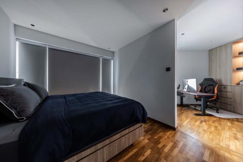 Contemporary Bedroom at Bishan Point