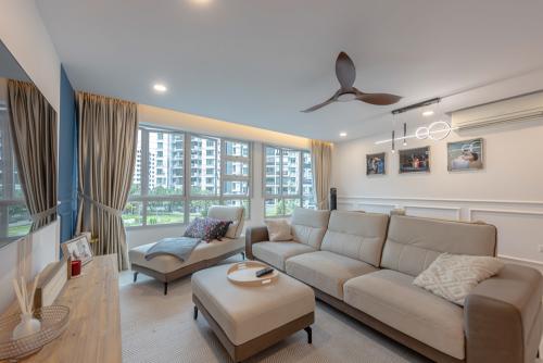 Modern Living Room at Hougang Parkedge