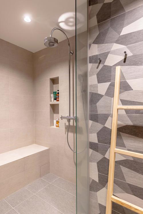 Modern Bathroom at 3-Storey Penthouse