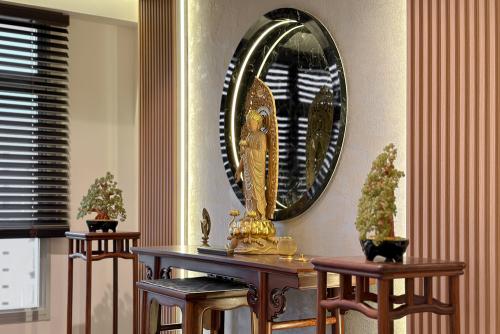 Asian Living Room at Admiralty Flora