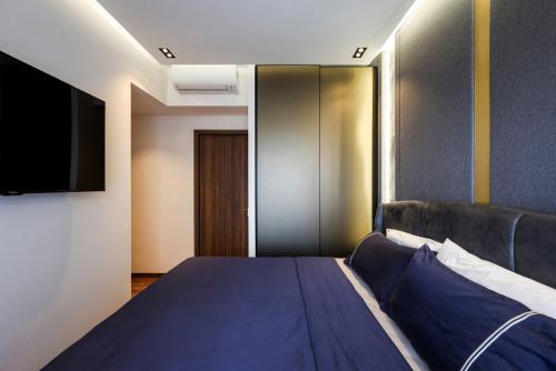 Modern Bedroom at Fourth Avenue Residences