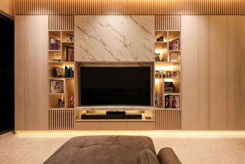 Modern Living Room at Fourth Avenue Residences