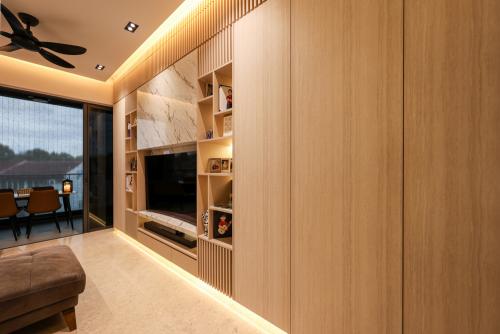 Modern Living Room at Fourth Avenue Residences