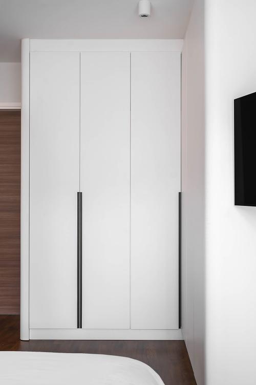Modern Bedroom at Arc @ Tampines