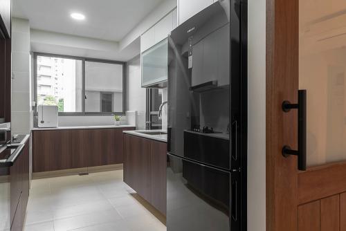 Modern Kitchen at Arc @ Tampines