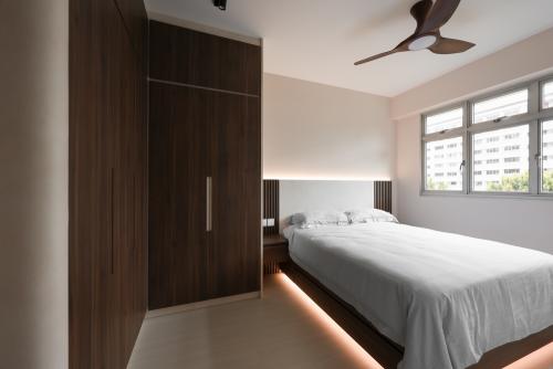 Modern Bedroom at Fajar Hills