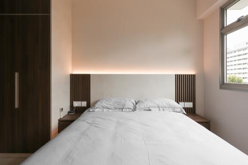 Modern Bedroom at Fajar Hills