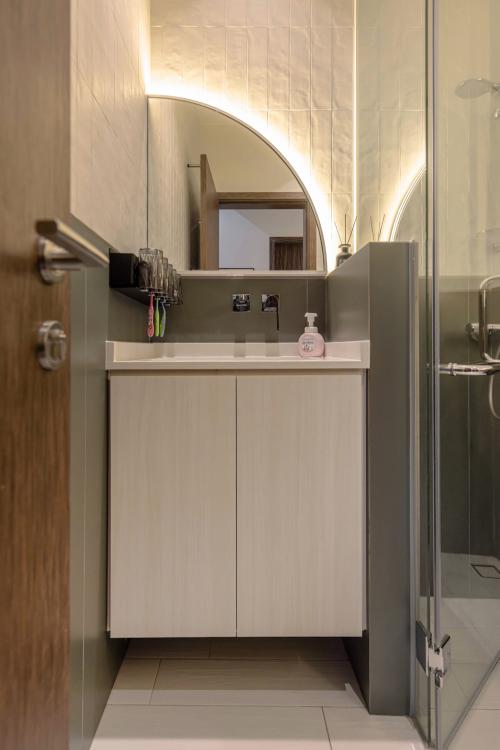 Asian Bathroom at Novena Regency