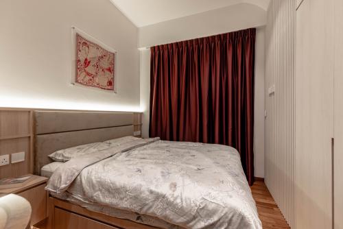 Asian Bedroom at Novena Regency