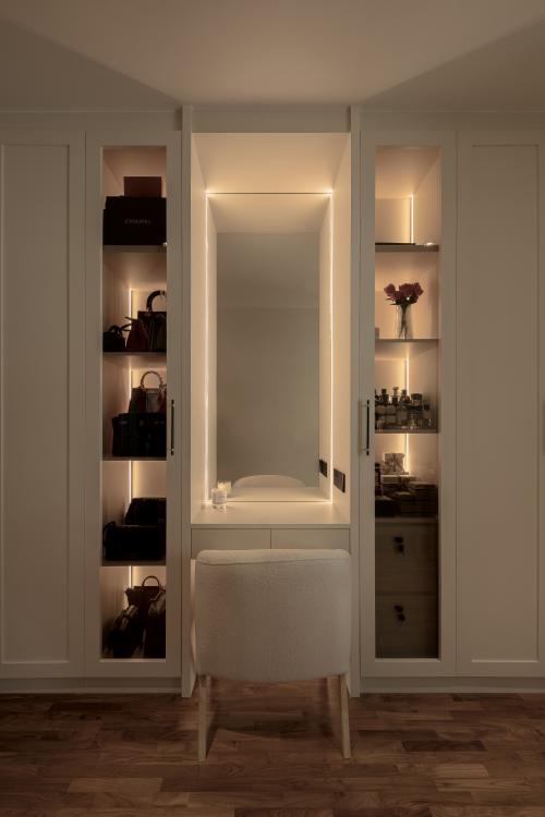 Vintage Walk-in Wardrobe at 306D Punggol Drive