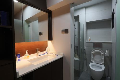 Contemporary Bathroom at Telok Blangah Drive