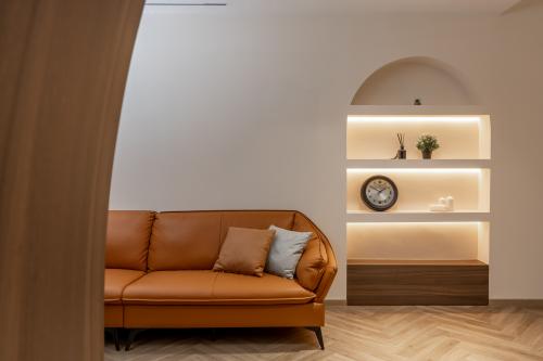 Country Living Room at Toa Payoh Sapphire
