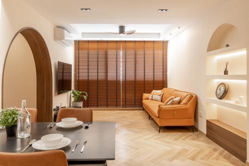 Country Living Room at Toa Payoh Sapphire