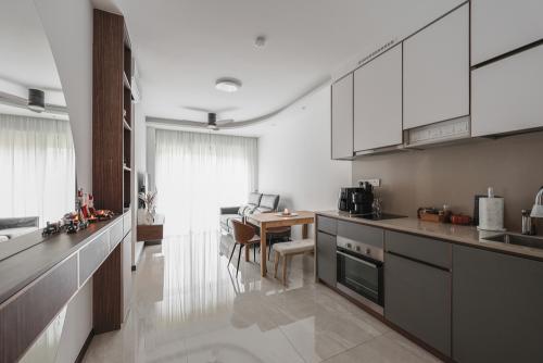 Modern Living Room at Normanton Park