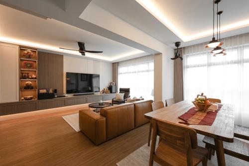 Asian Living Room at Hougang Capeview