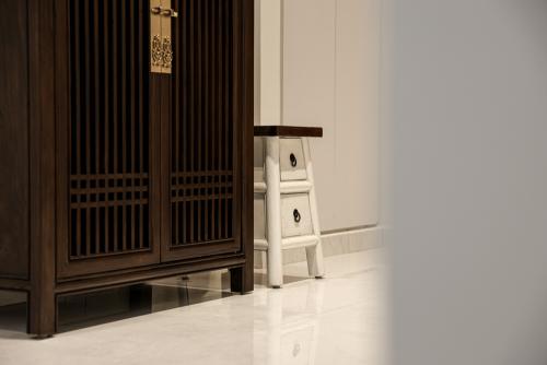 Eclectic Foyer at Admiralty Grove
