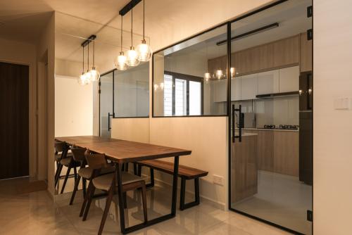 Eclectic Dining Room at Admiralty Grove