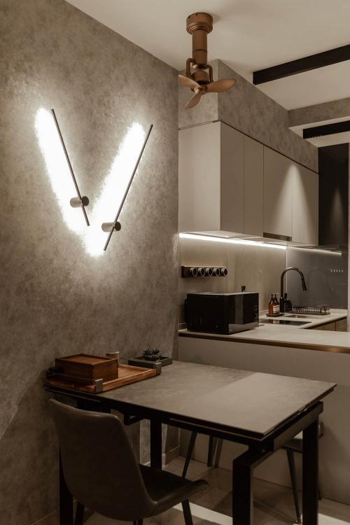 Modern Dining Room at The Gentlemen’s Haven