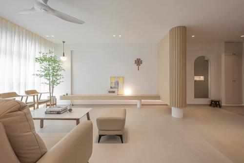 Minimalist Living Room at Floral Spring @ Yishun